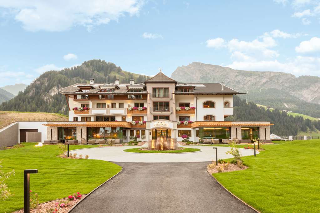 Og Granvara Relais And Spa Sëlva Buitenkant foto